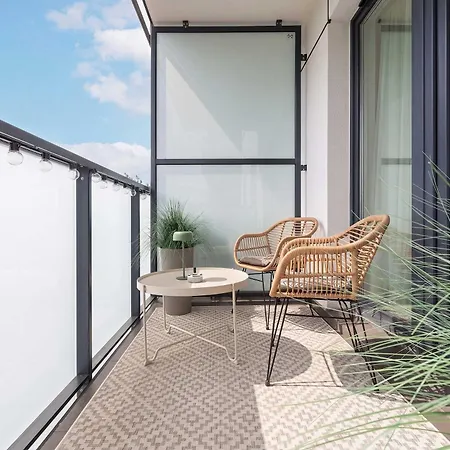 Comfortable With Parking Close To The By Renters